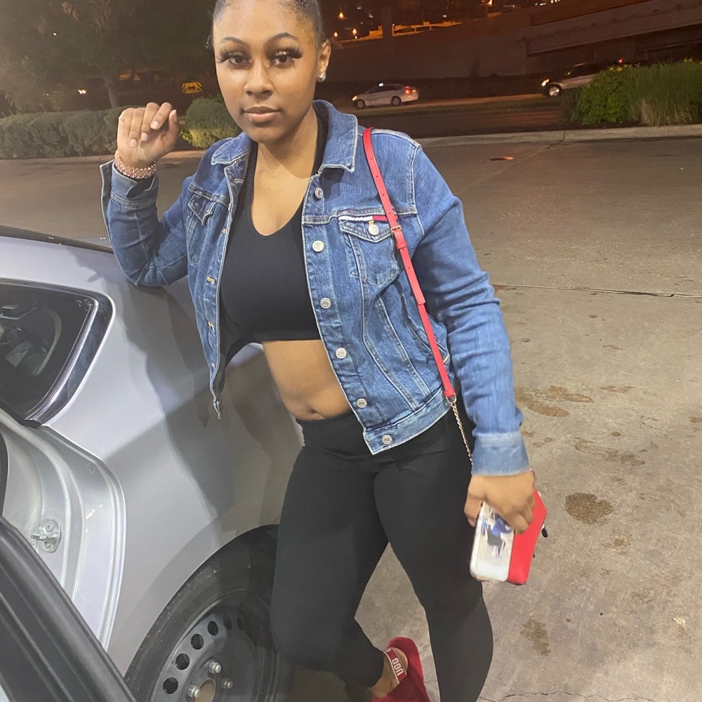 Meet your Posher, Jayda